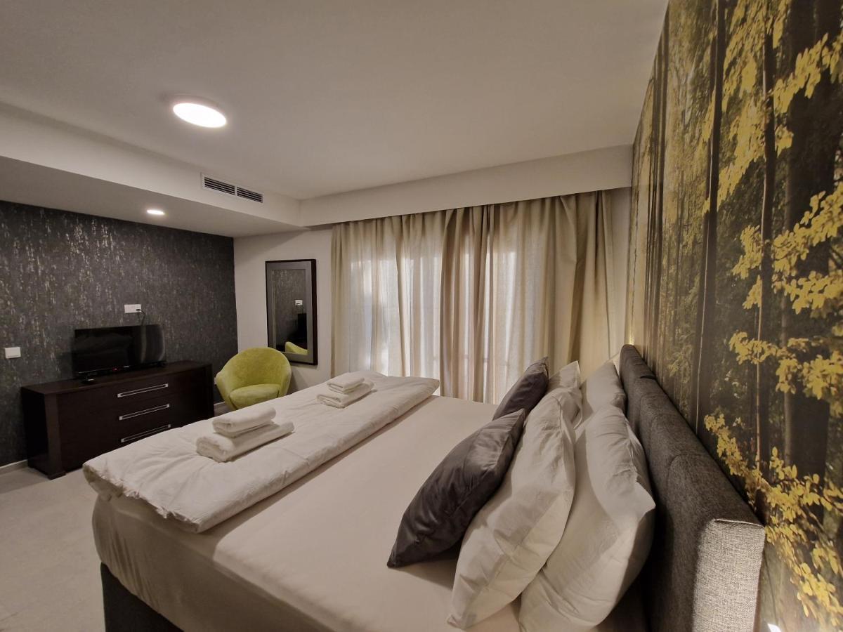 Korzo Suites St. Julian'S 外观 照片