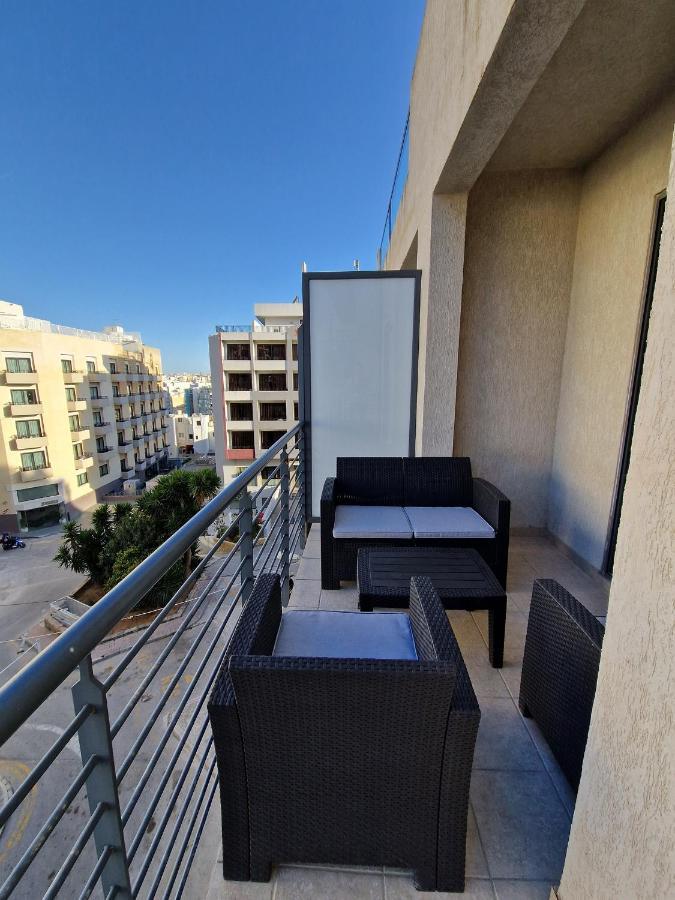 Korzo Suites St. Julian'S 外观 照片