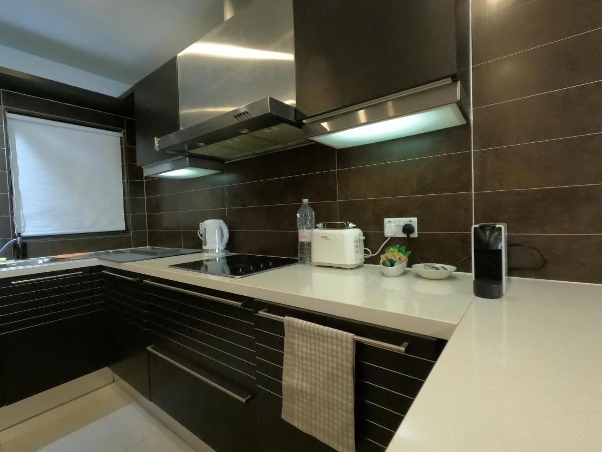 Korzo Suites St. Julian'S 外观 照片