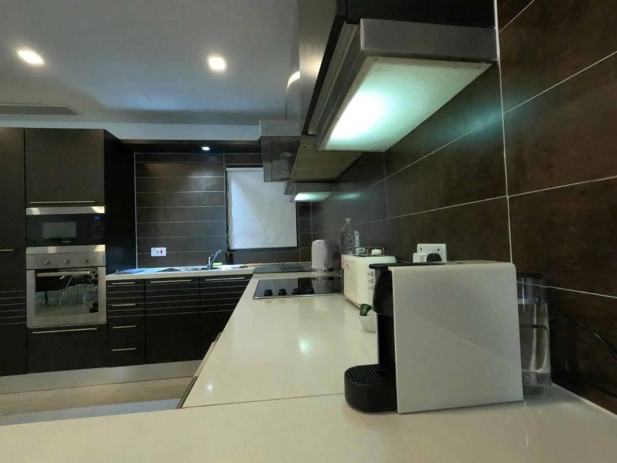 Korzo Suites St. Julian'S 外观 照片