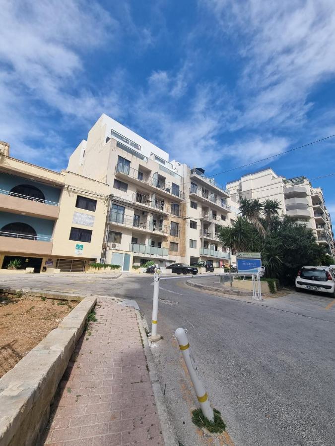 Korzo Suites St. Julian'S 外观 照片